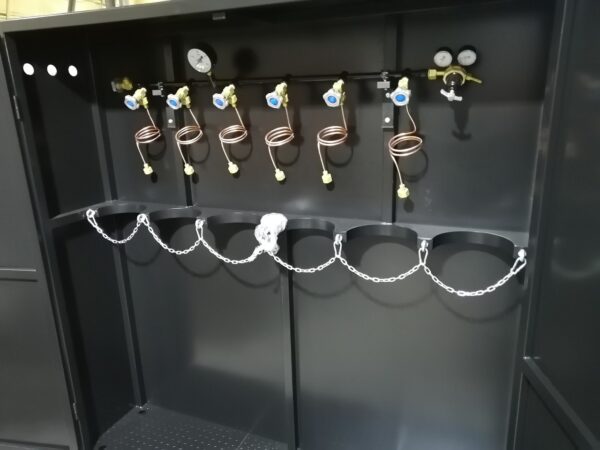 шкаф для 6 азотных баллонов, СпецКриоГаз